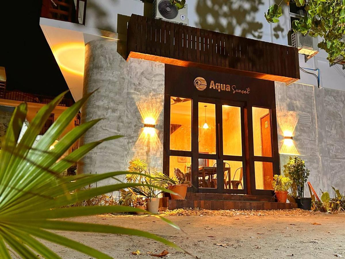 Aqua Sunset Hotel Bãi biển Bãi biển Gulhi Ngoại thất bức ảnh